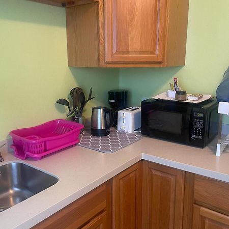 Denyse Home Cottage セントジョンズ エクステリア 写真