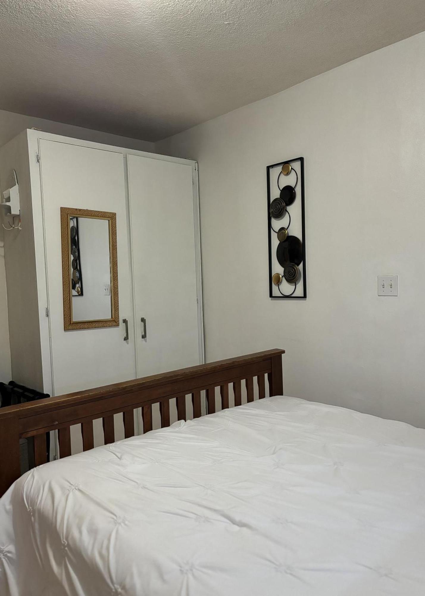 Denyse Home Cottage セントジョンズ エクステリア 写真