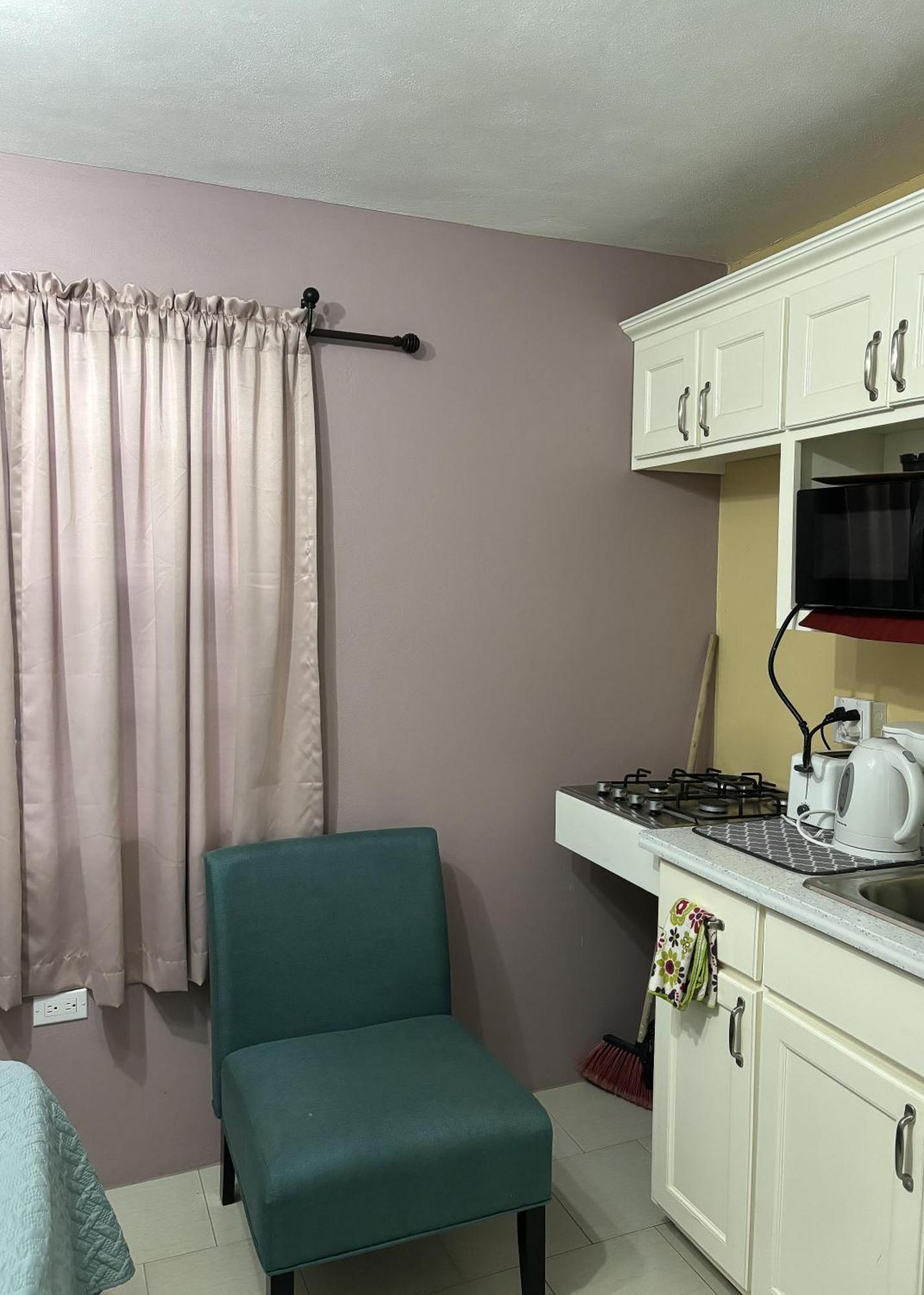 Denyse Home Cottage セントジョンズ エクステリア 写真